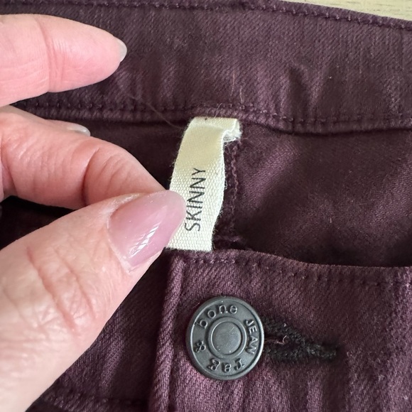 Rag & Bone woman’s Skinny Jean in distressed wine color size 29 - Picture 7 of 8